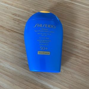 Shiseido wetforce spf 50+ waterresistant sunscreen